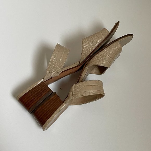 Salvatore Ferragamo Nude Leather Crocodile Embossed Slide Sandals Low Heel Sz 9 - Picture 5 of 15